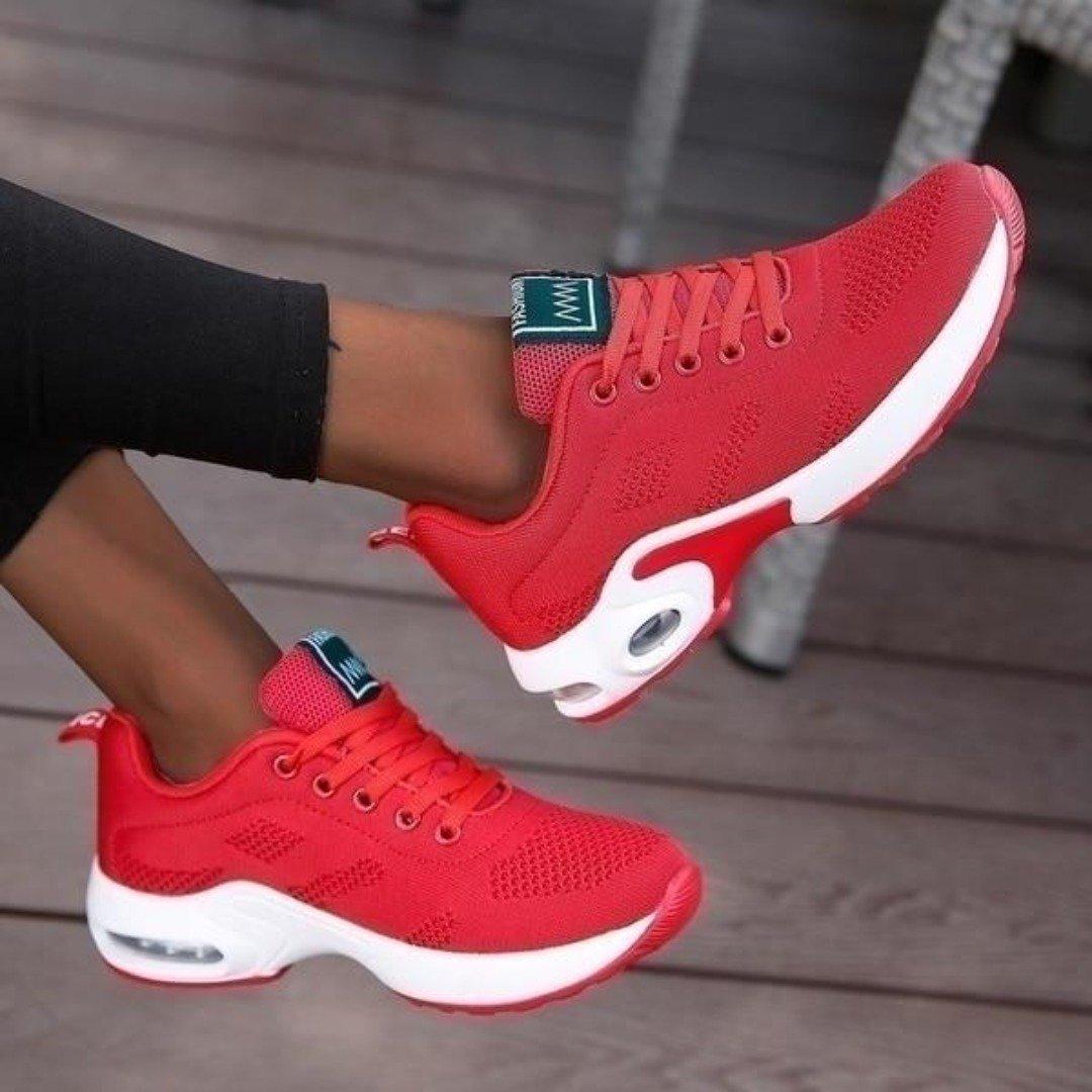 Lightweight Women's Orthopedic Walking Shoes for Maximum Comfort