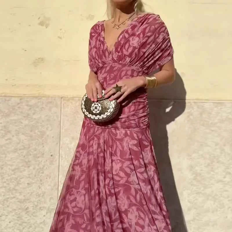 Lalayla | Elegant Dress With V-Neckline