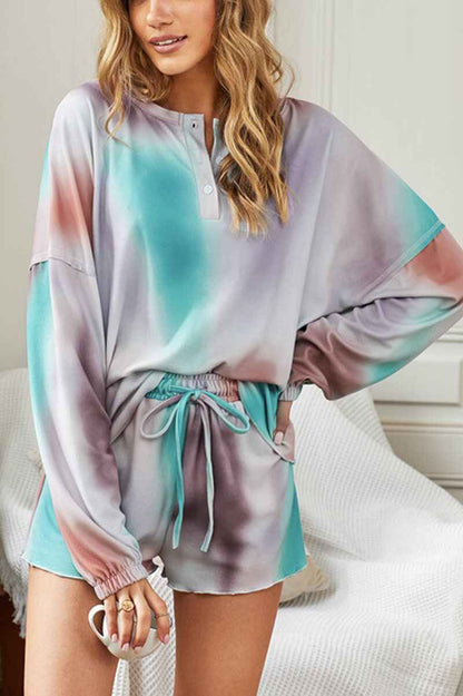 Women's Tie-Dye Long Sleeve Top and Shorts - 2-Piece Pajama Set
