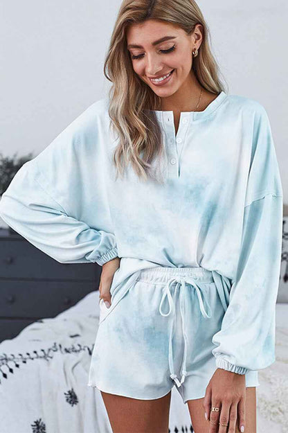 Women's Tie-Dye Long Sleeve Top and Shorts - 2-Piece Pajama Set