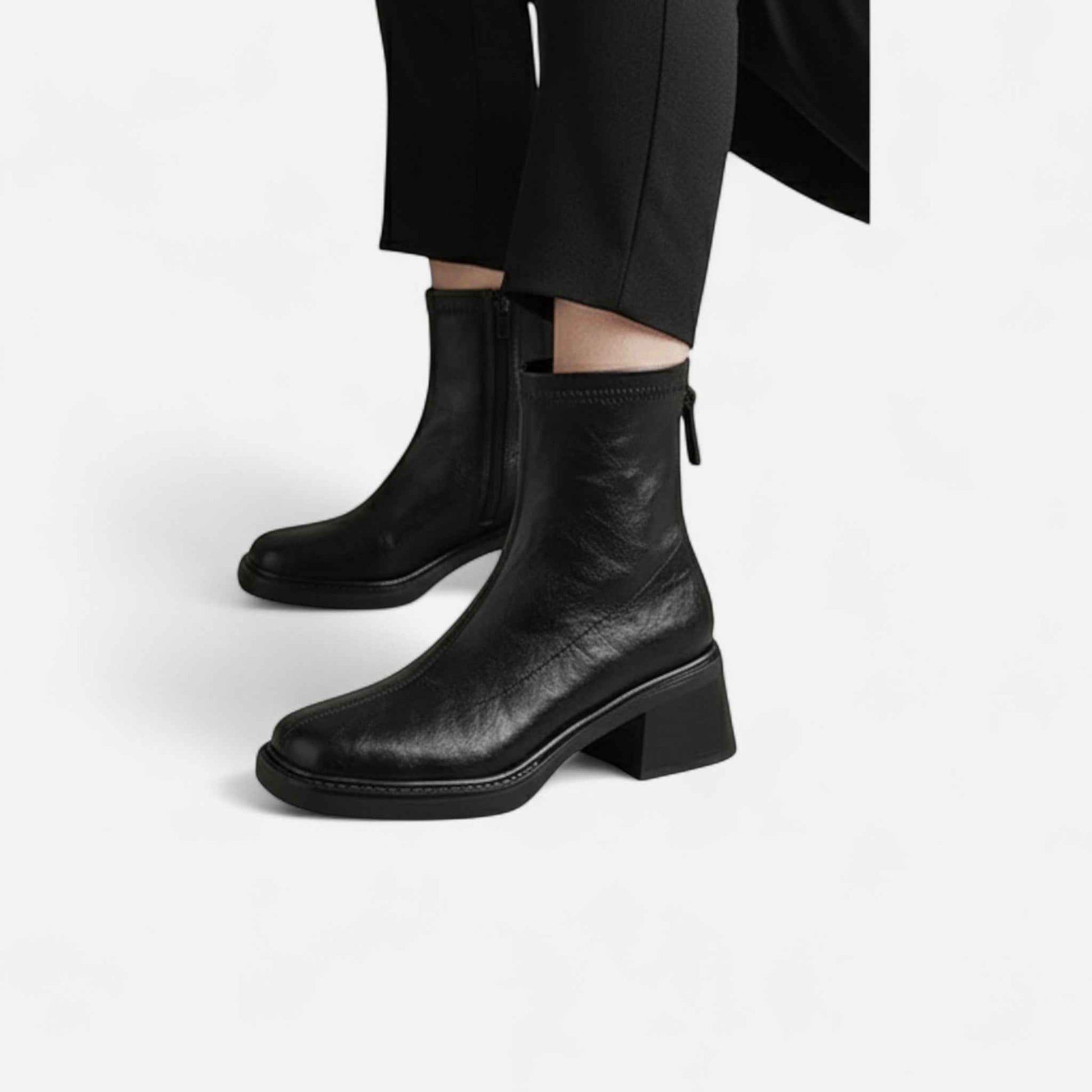 Women's Leather Boots – Chic Urban Essential