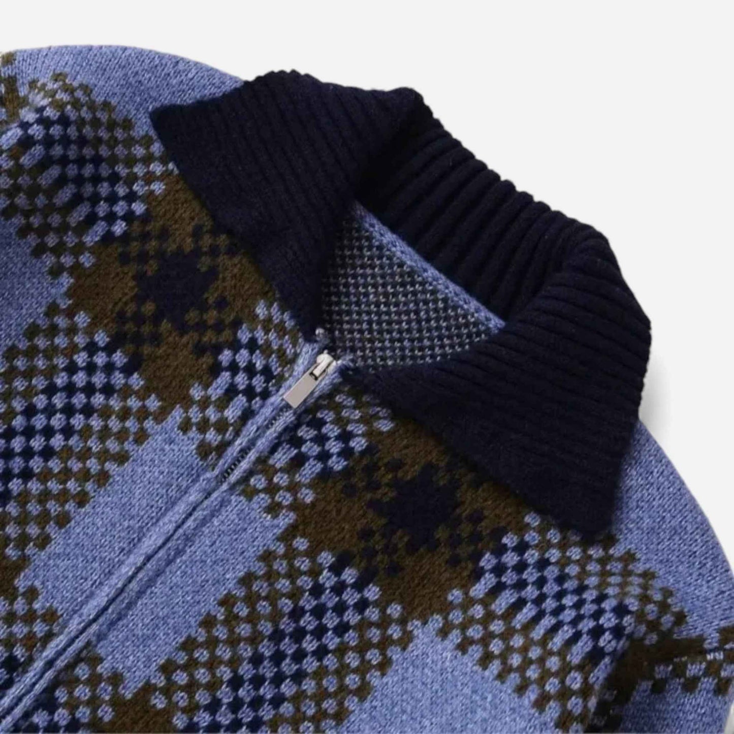 Women's Knitted Plaid Zipper Jacket with Collared Design