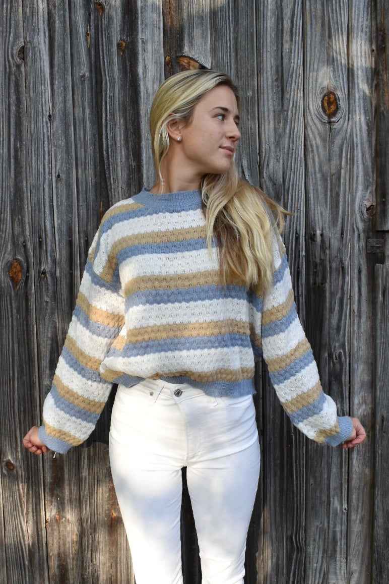 Women's Comfortable Striped Knit Jumper - Ideal for Winter