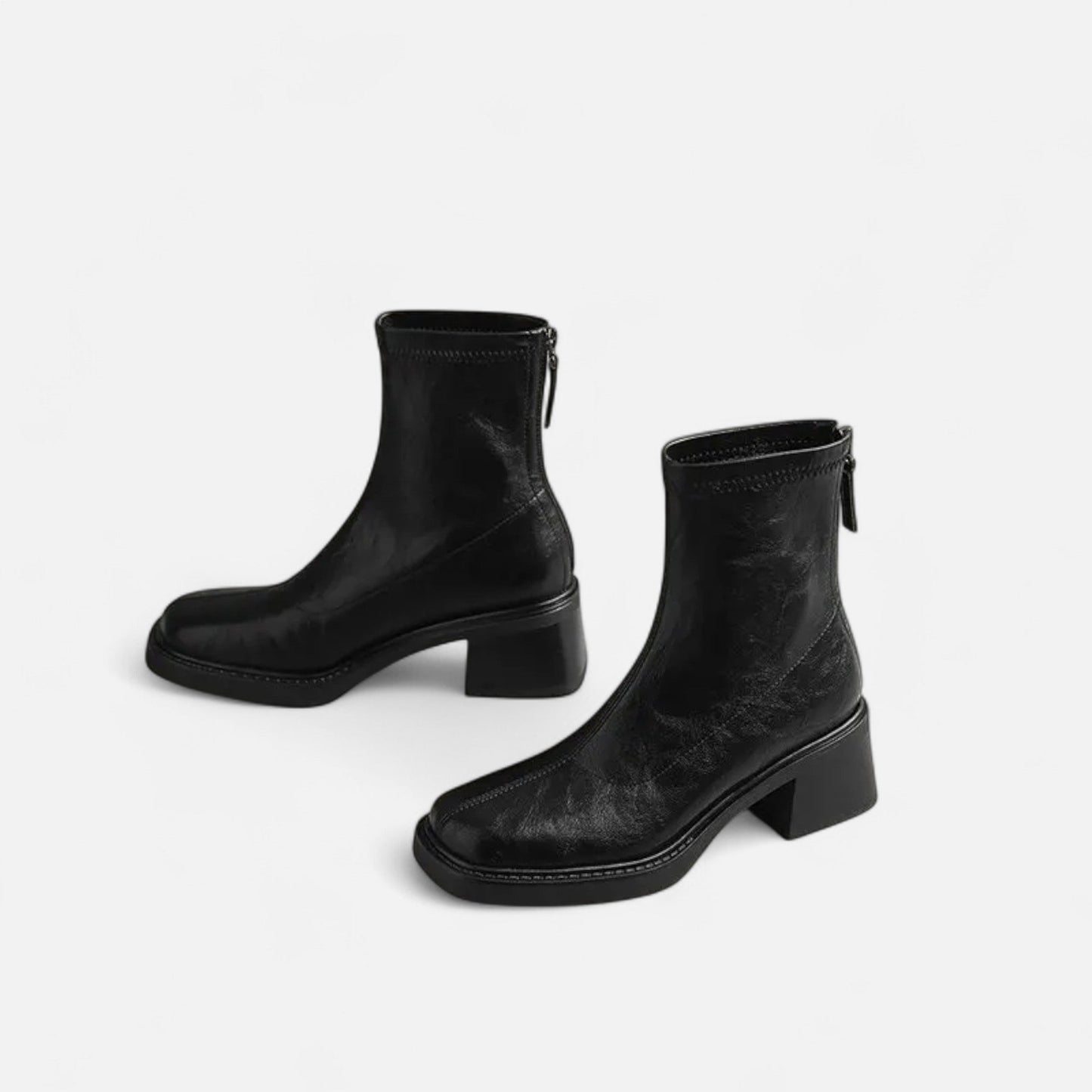 Women's Leather Boots – Chic Urban Essential - Navenport