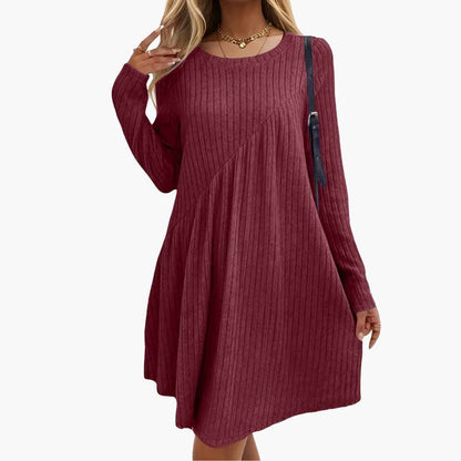Julia - Elegant Dress