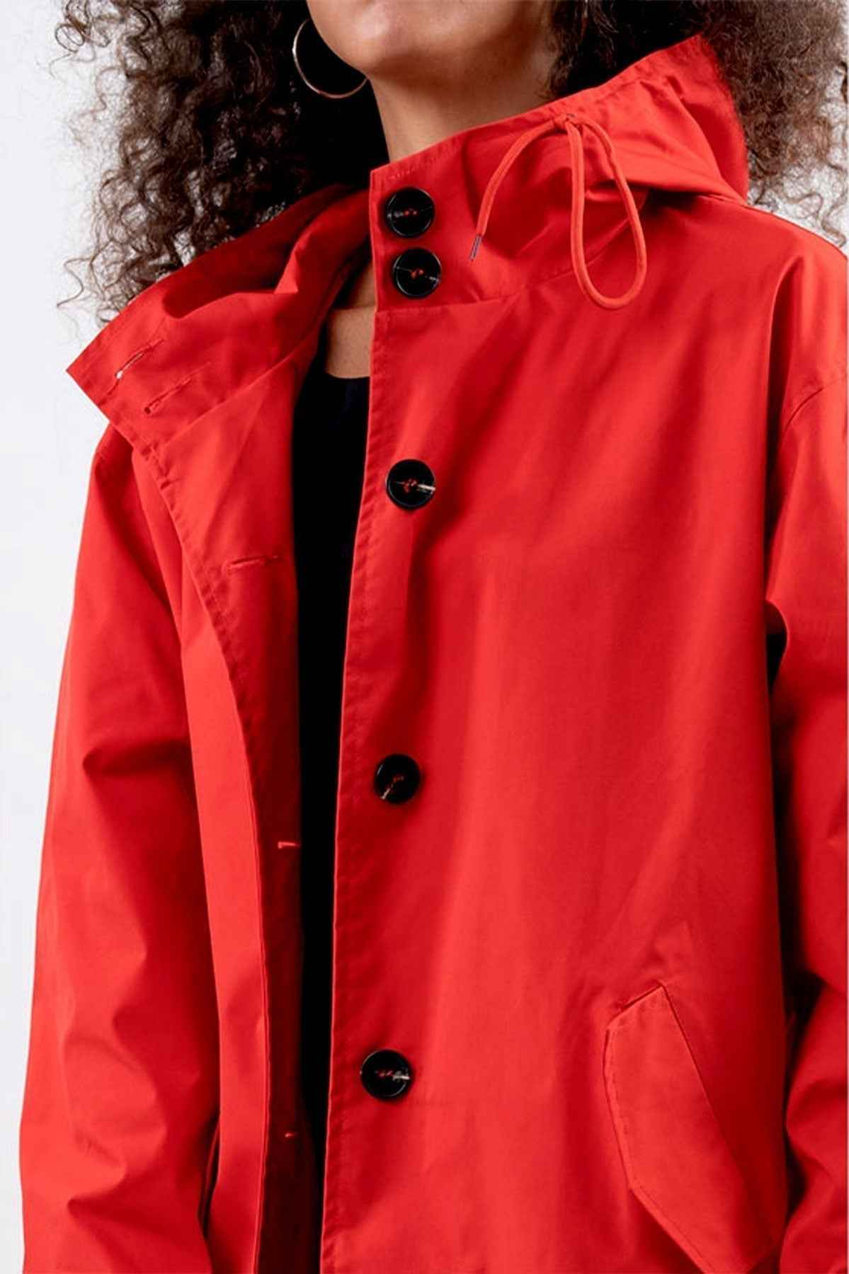 Women's Oversized Waterproof Hooded Windbreaker Rain Jacket | Ideal for Outdoor Adventures