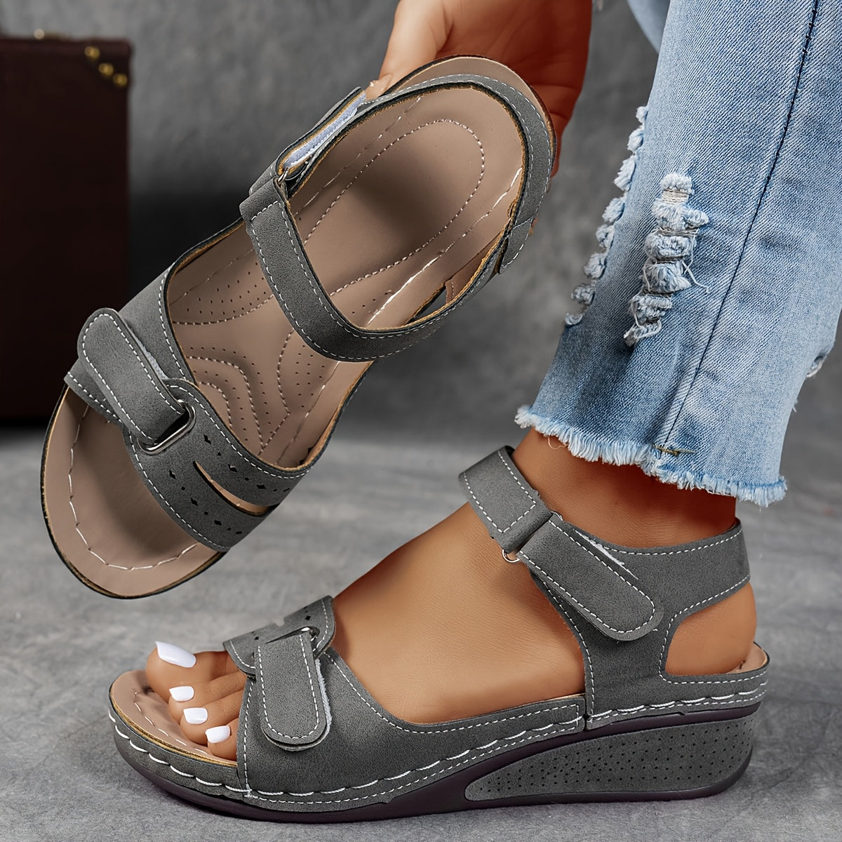 Casual Women's Sandals - Orthopedic Design with Adjustable Straps & Cushioned Insoles