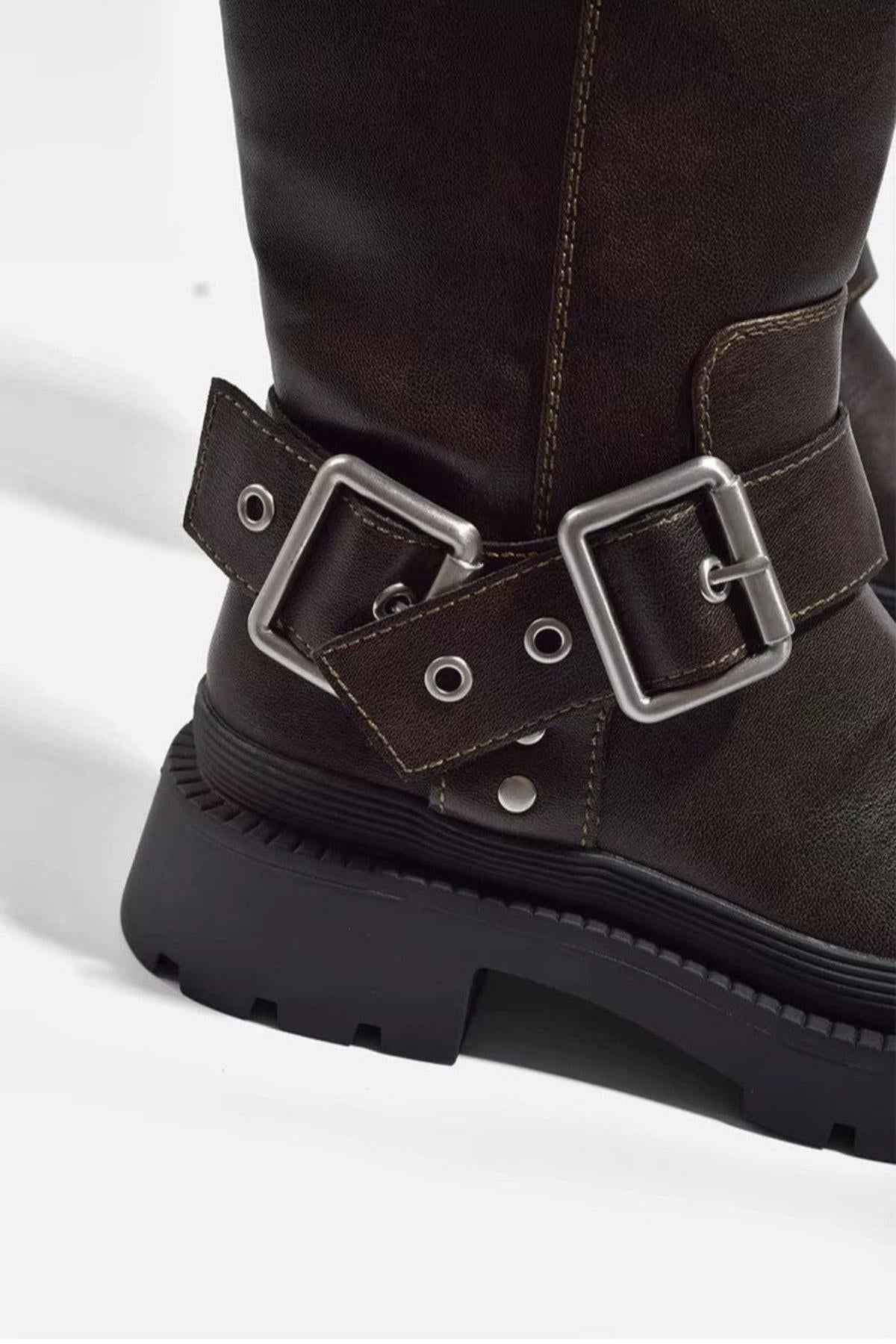 Knee-High Chunky Flat Boots – Retro Buckle
