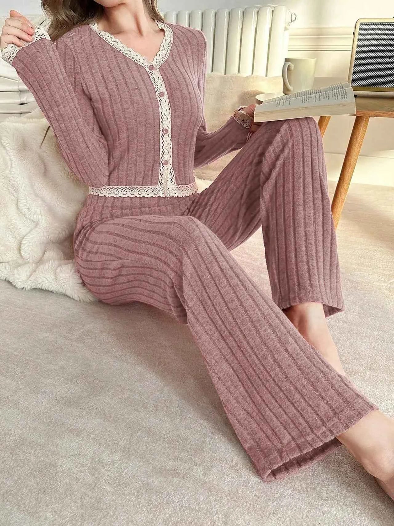 Women's Two-Piece Solid Casual Pyjama Set