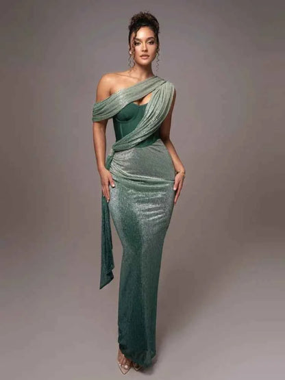 Women's Elegant Maxi Dress with Luxe Statement Design