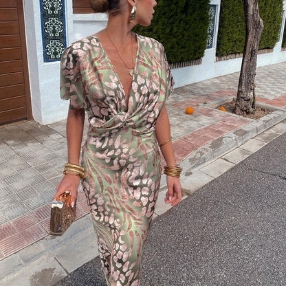 Kelsey™ Long Dress with Twisted V-Neck
