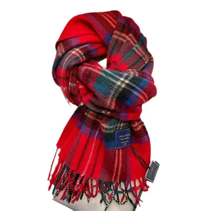 Timeless British Checkered Scarf in 100% Australian Wool - Unisex Autumn/Winter