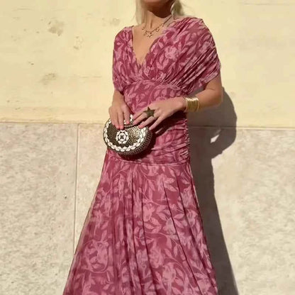 Lalayla | Elegant Dress With V-Neckline