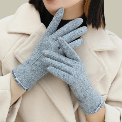 Chic Full-Finger Winter Gloves for Women with Stylish Bow Accent - Navenport