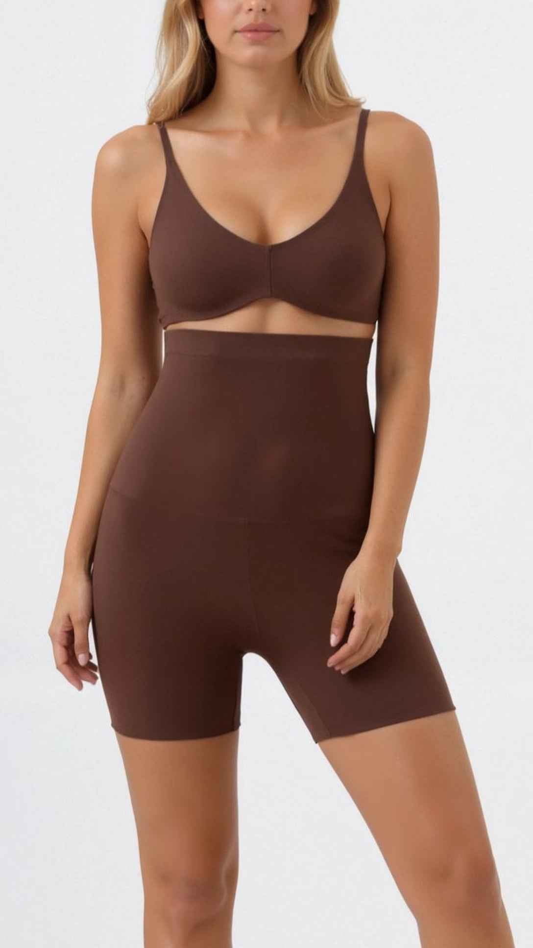 Smooth Fit Butt-Lifting Shorts